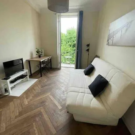 Apartment Lovely With 2 Bedrooms Liberation