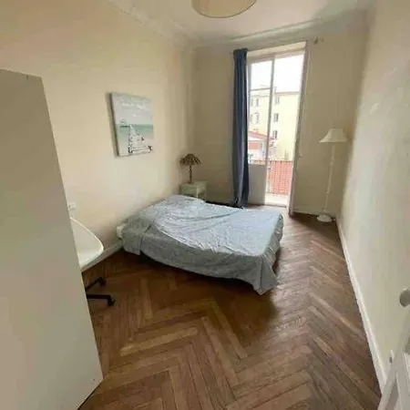 Apartment Lovely With 2 Bedrooms Liberation Nice